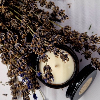 Świeca sojowa z lawendą i bergamotką 120 ml